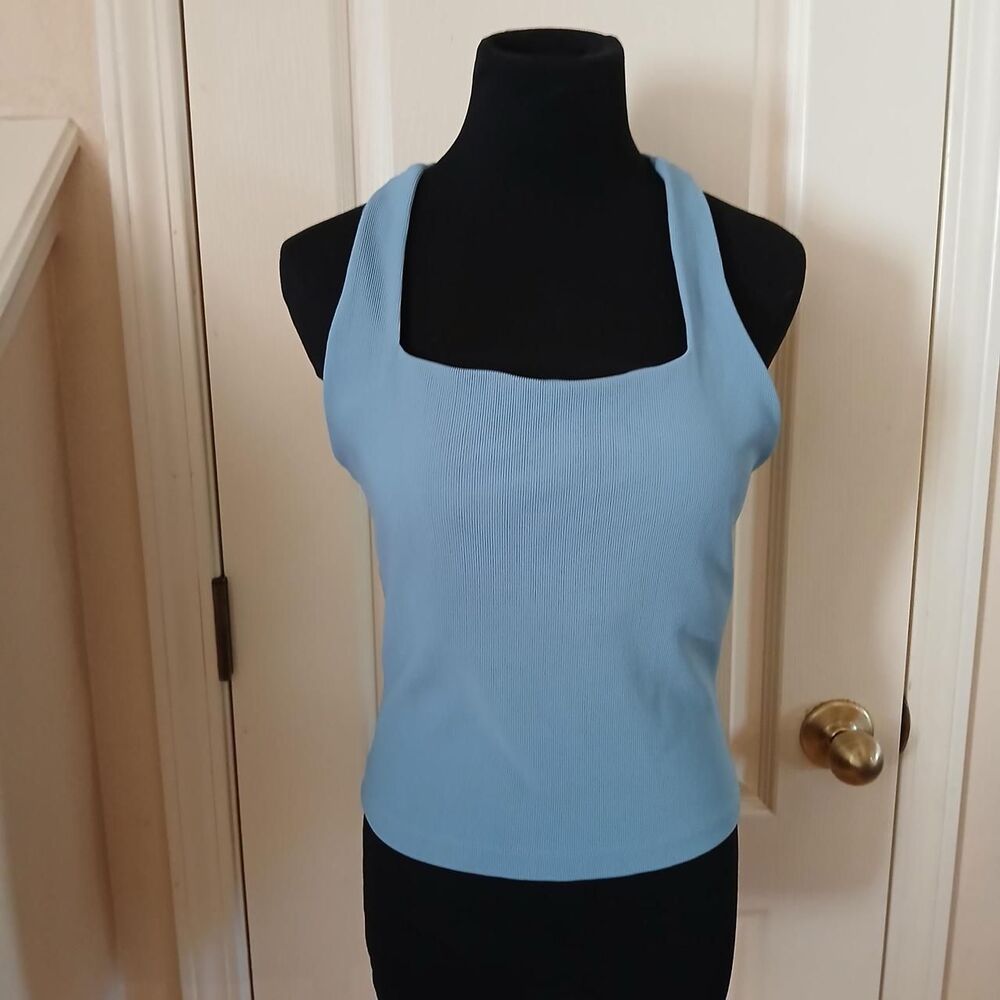 VIICAYA Light Blue Activewear Bra Tank Top Size V or W 8/10 Athletic Athleisure